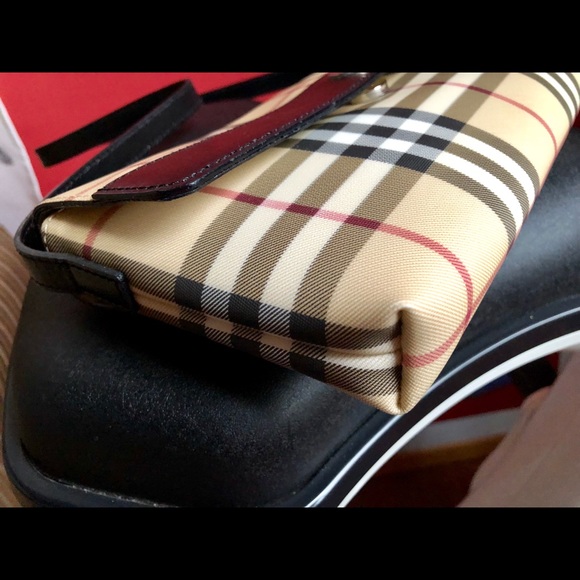 Authentic Burberry shoulder bag - Picture 3 of 8